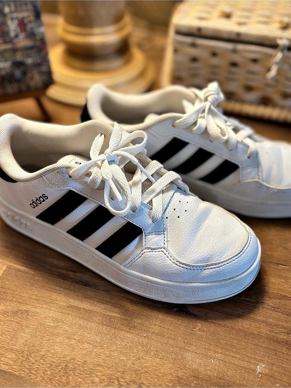 Adidas Hoops 3.0 Low White & Black Sneakers US 4